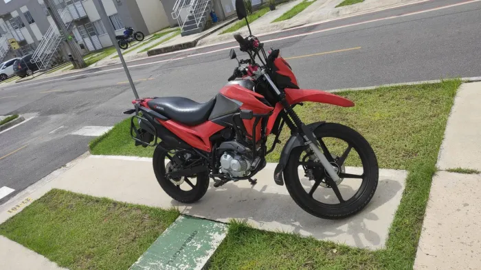 Vendo moto Honda, nxr Bros 160