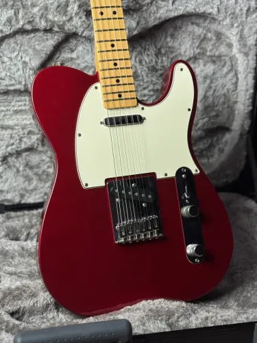 Guitarra Fender Standard MIM