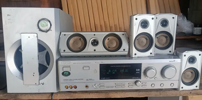 Receiver home theater Philips fr996