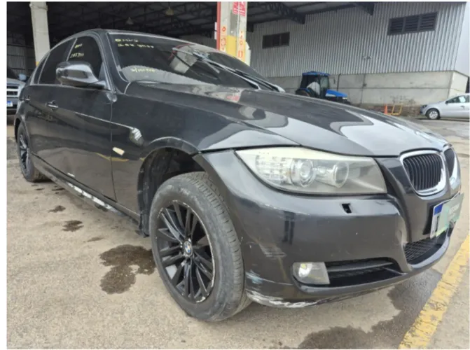 BMW 320I A 2010