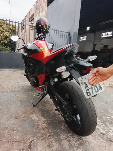 moto kavasaki Z 800