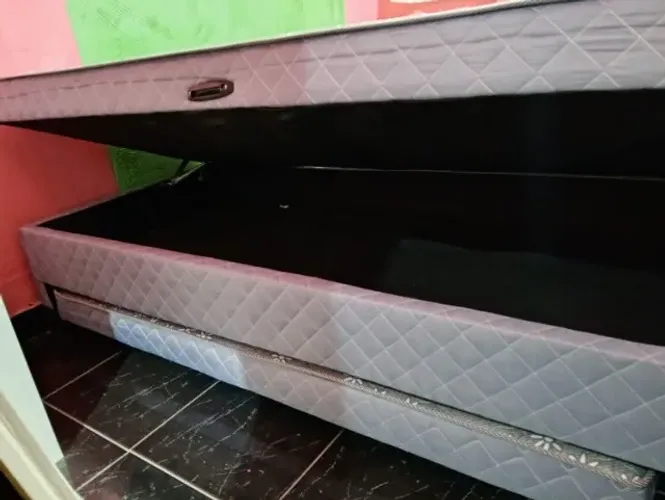 Cama baú solteiro com cama extra. Valor R$ 650,00. Pagamento no Pix.