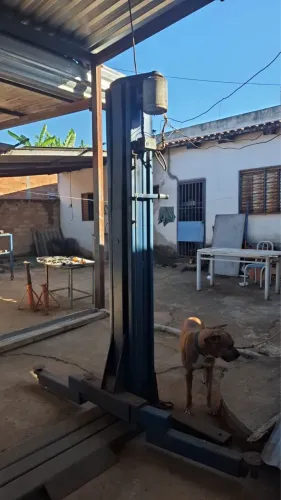 Elevador automotivo Marca Engecass