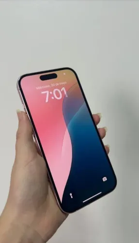 iPhone 15