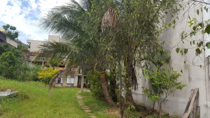 Terreno à Venda no Campo Belo - São Paulo/SP