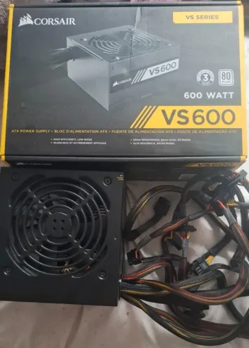 Fonte Corsair VS600 600W