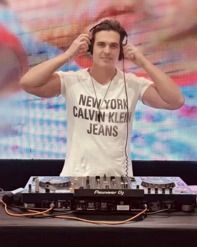 DJ profí