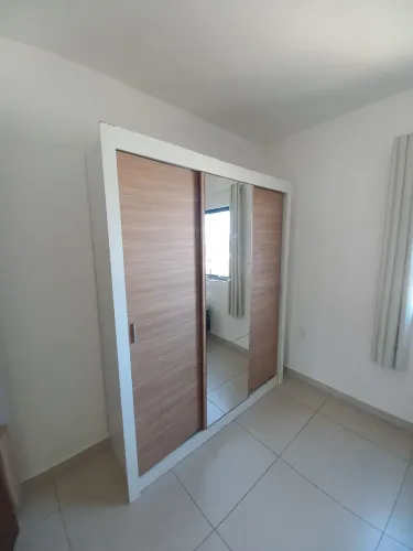 Guarda-roupas solteiro