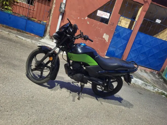 Mottu sporte máquina de fazer dinheiro 48 com 1 lt