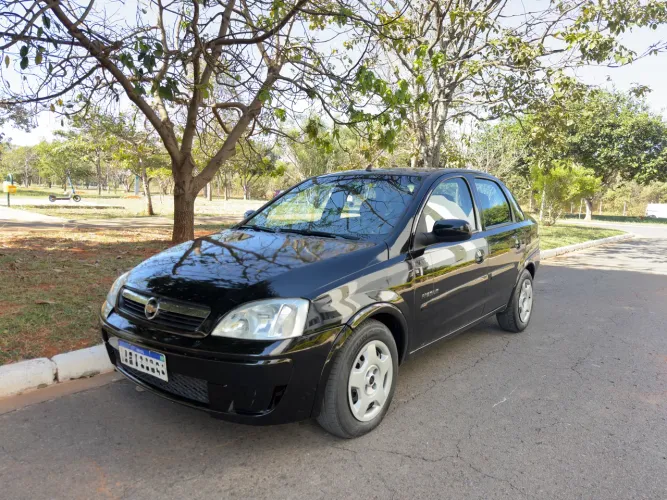 Chevrolet Corsa Sed. Premium 1.4 8V Econoflex 4P 2011