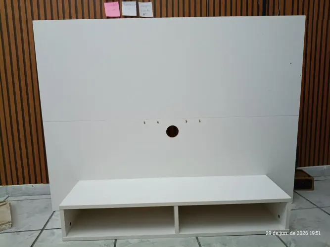 Painel para TV suspenso