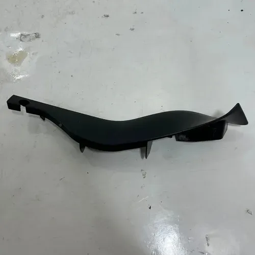 Acabamento Direito Churrasqueira Peugeot 308 2013 A 2016 Preto