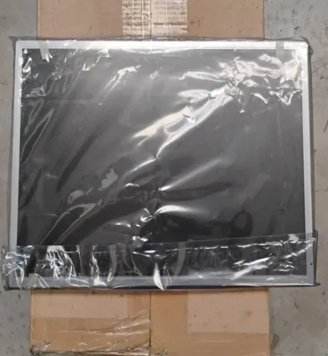 LCD modelo MT170EN01