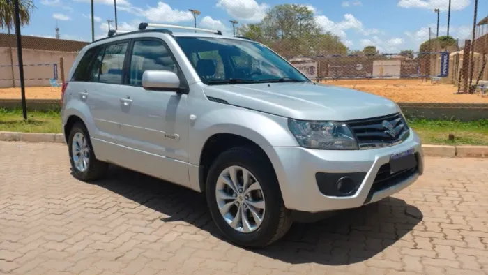 Suzuki Grand Vitara 2.0 16V 4x2/4x4 5P Aut. 2013