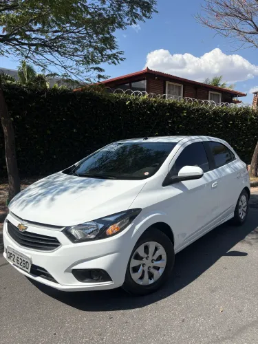 Chevrolet Onix Hatch LT 1.0 8V Flex Mec. 4P 2019