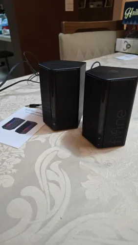 Caixas de Som FIFINE AmpliGame A20 RGB 2.0 - Excelente Estado