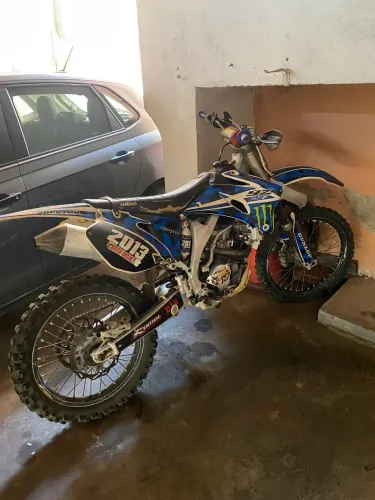 Moto de trilha YZ250F