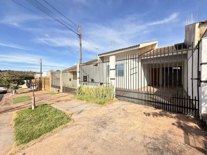Casa para alugar em Maringá, Jardim Império do Sol, com 3 quartos, com 99.83 m²
