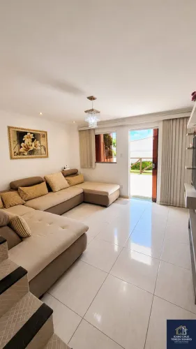 Duplex com Fino Acabamento em Porcelanato, Armários Planejados e Suíte com Sacada REF: 114