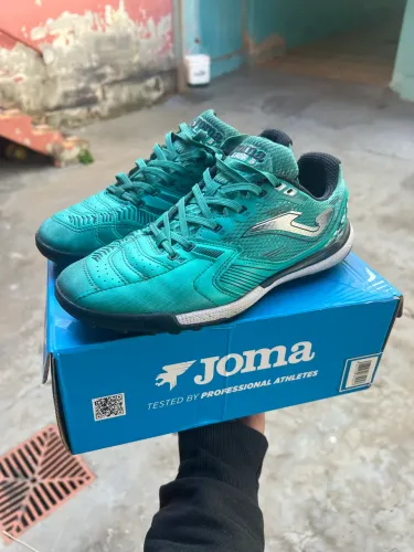 Chuteira Joma Semi nova