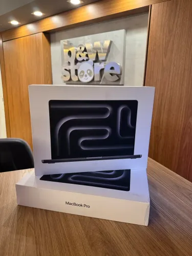 MacBook Pro M5 24GB RAM 1TB SPG Lacrado