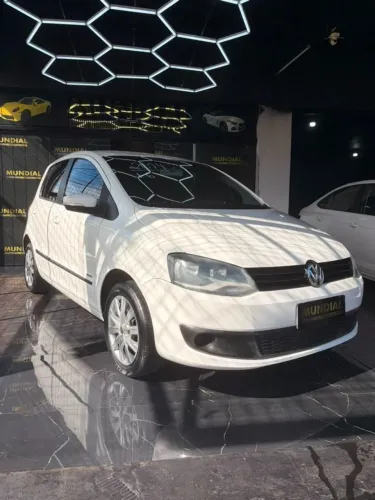 Volkswagen Fox 1.6 MI Total Flex 8V 5P 2014