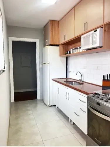 Centro/Patamares- Patamares- 65 m2 com 2 quartos+armários, coz.plan, banh.serviço, 1 vg ga