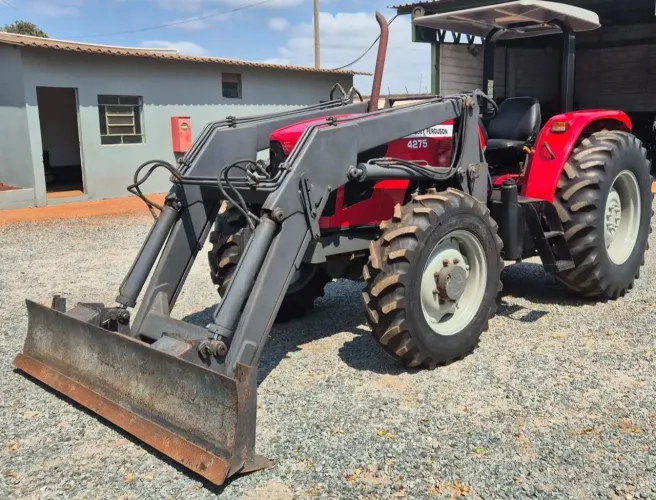 Tratou Massey Ferguson 