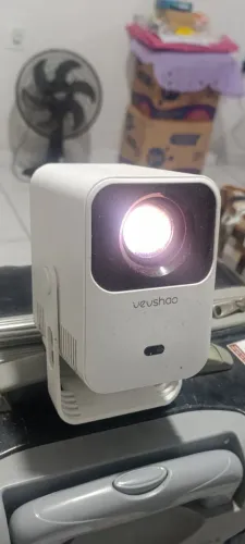 Projetor VEVSHAO A15 HD4K vedado e com Android 13