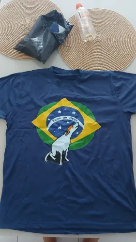 Camisa do Brasil cachorro caramelo