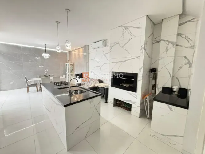 abraão | Casa 4 quartos, sendo 1 suite