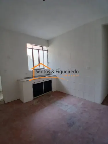 Casa com 3 dorm. em ótima localização!