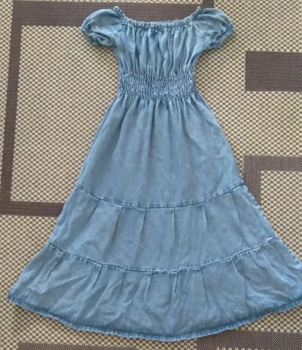 Vestido jeans grosso ótima qualidade com elástico na cintura (P)