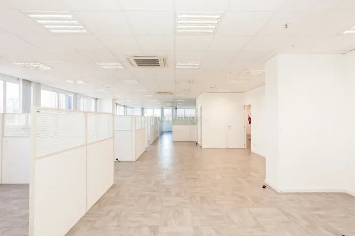 Conjunto Corporativo de Alto Padrão no Alto da Glória - Curitiba/PR