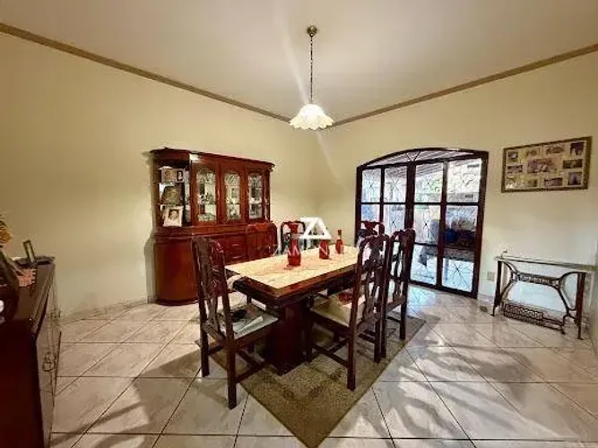 Sobrado no Boa Vista com 3 quartos 4 vagas a venda 250 m² em São José do Rio Preto