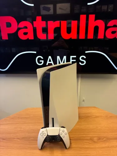 PS5 Fat Físico Semi Novo - Nova Geração com Excelente Custo-Benefício