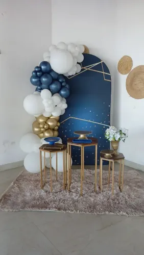 PEGUE E MONTE - ALUGUEL DE DECORAÇÃO 