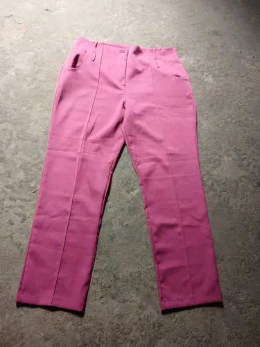 Roupas semi novas