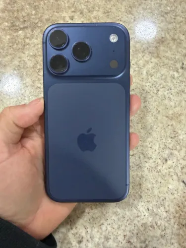 iPhone 17 PRO 256GB Azul - 5 meses de uso