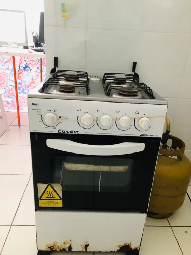 Vende-se Fogão 4 bocas