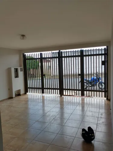 VENDO CASA VILA VIRGÍNIA OTIMA LOCALIZAÇÃO (obs:casa sem abtis não pode ser financiada)