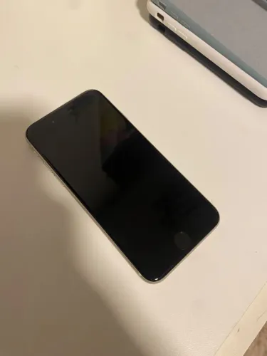 Iphone SE 3? geração (2022)