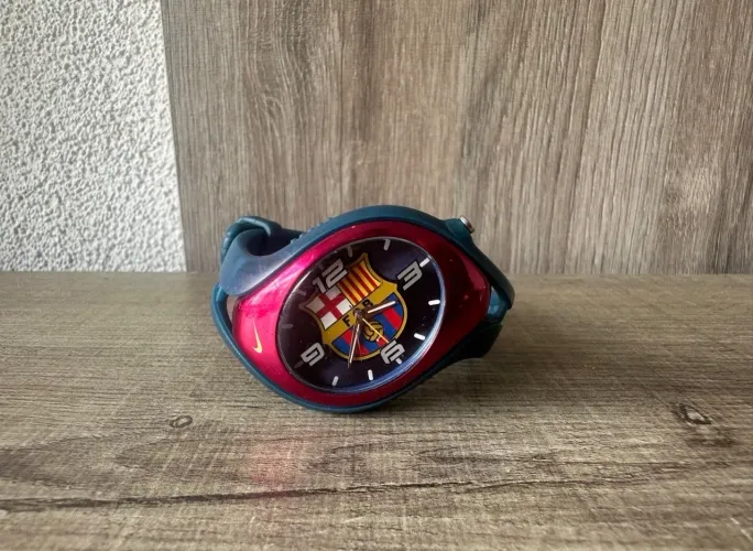 relógio nike barcelona original raríssimo ! bateria nova funcionando perfeitamente