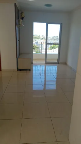 Alugo excelente apartamento em Colina de laranjeiras