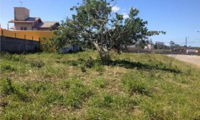 Terreno à venda, financiável no Campeche - Florianópolis/SC