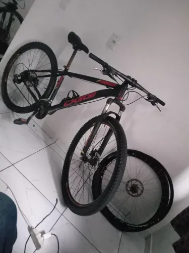 Aro 29 Oggi hacker HDS (Freio hidráulico shimano)