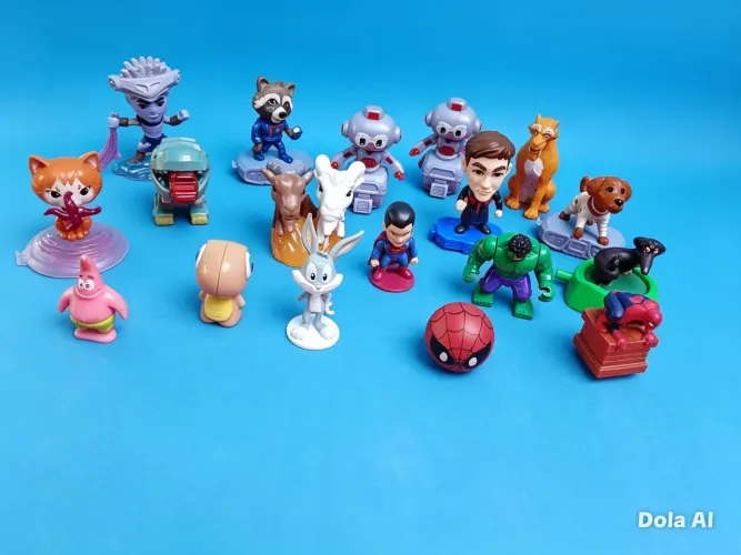 Miniaturas Diversas -18 itens 