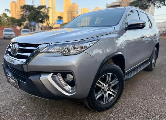 Toyota Hilux SW4 SRV 4X2 2.7 Flex 16V Aut. 2018