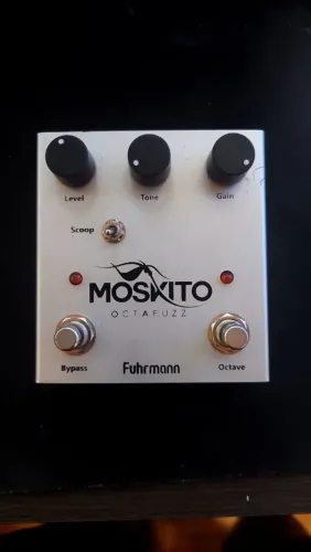 Pedal Octafuzz Baixo ou Guitarra