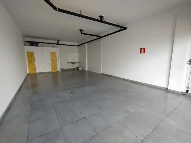 Ponto comercial na praça do São Geraldo